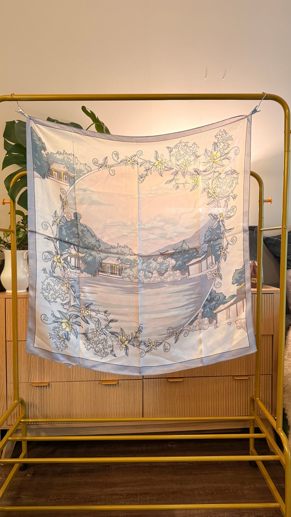 Jardin d'Eau Silk Scarf — Dove Grey